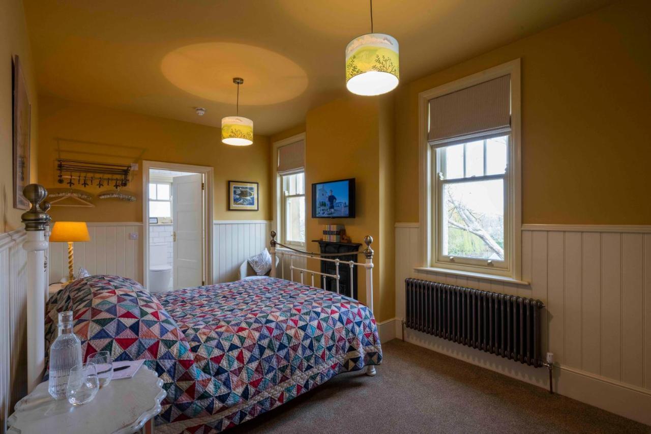 Bed & Breakfast Long Man *